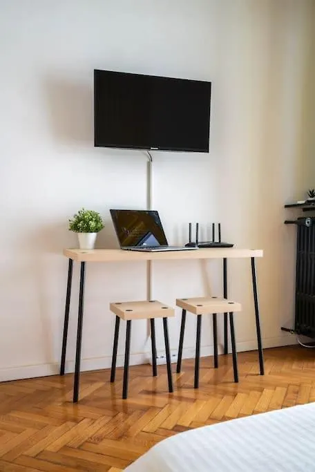 Apartment Quiet And Classic Studio With Cismigiu Park View Bucharest